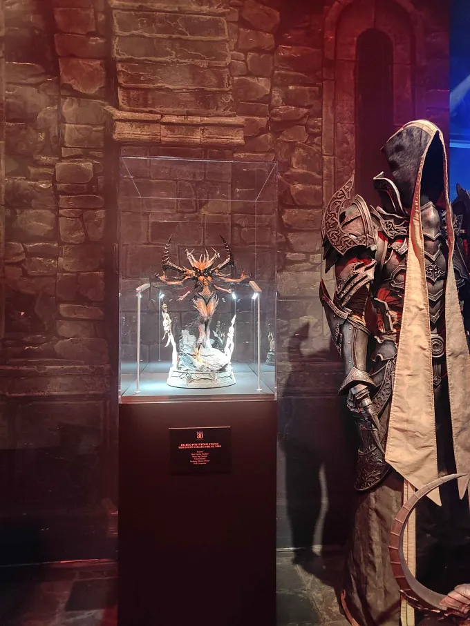 BlizzCOn Diablo miniature statue