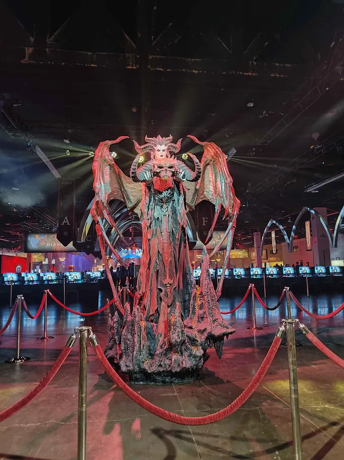 BlizzCon Diablo Lilith Statue