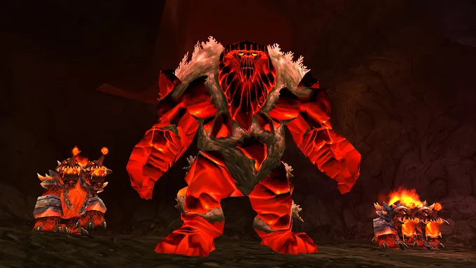 Golemagg the Incinerator, a huge molten rock giant, standing between two chained Core Rager hounds in Molten Core